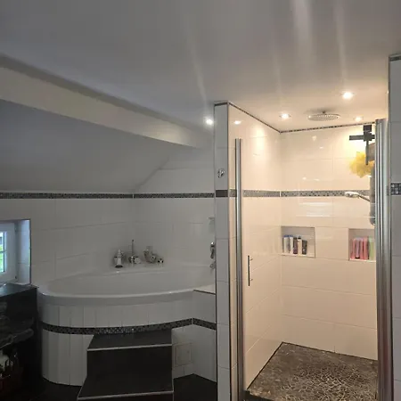 Loftartiges Schönes Wohnen Apartment Niederdorla